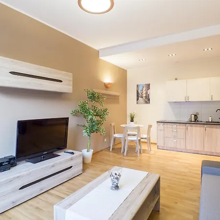 Milo - Rynek Apartmán